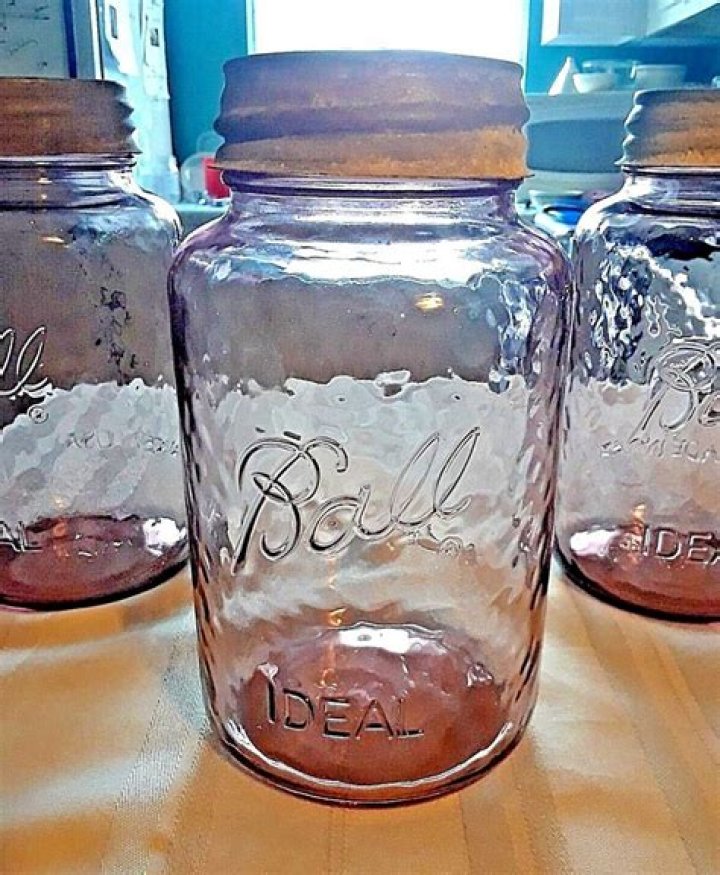 Do old Mason jars contain lead?